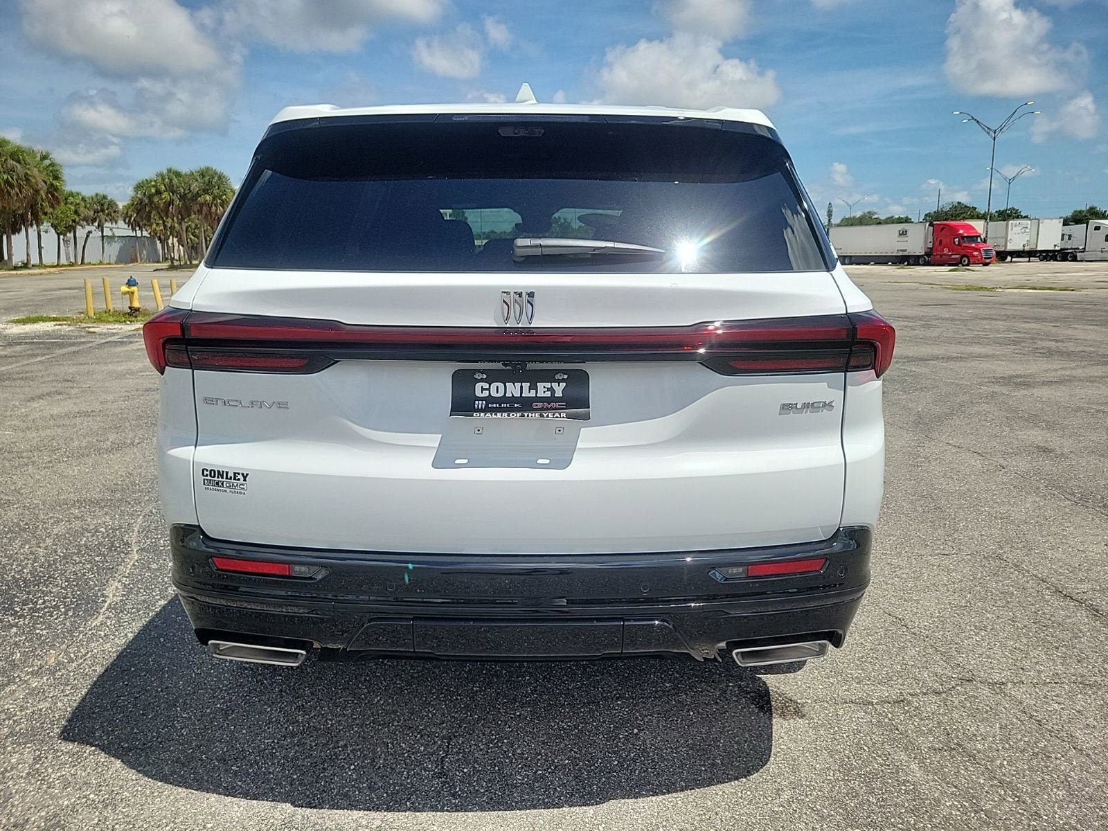 New 2026 Buick Enclave Sport Touring w/ Super Cruise Package FWD image 6
