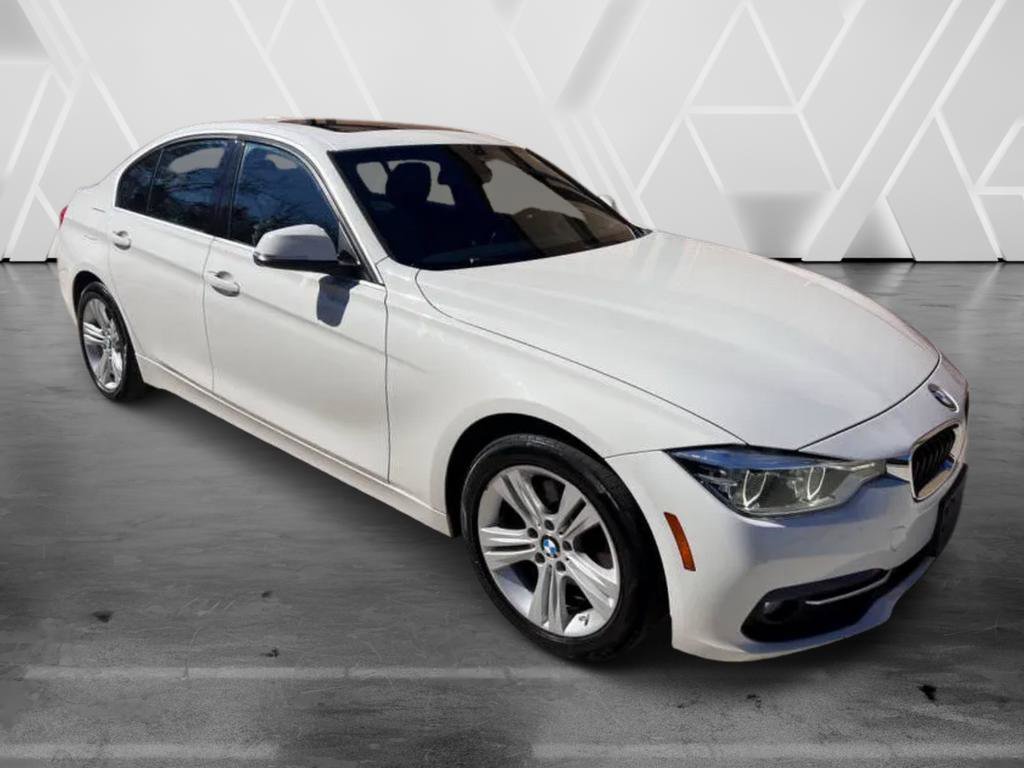 Used 2018 BMW 330i Sedan RWD image 5