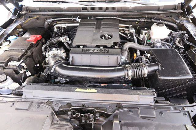 Used 2025 Nissan Frontier PRO-4X w/ Pro Premium Package AWD/4WD image 29