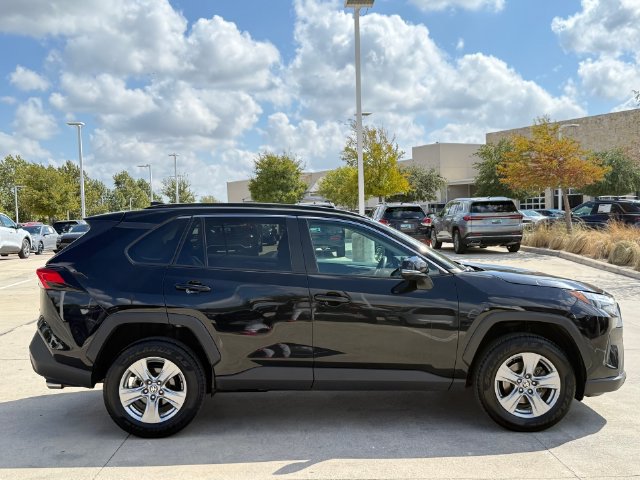 Used 2024 Toyota RAV4 XLE FWD image 5
