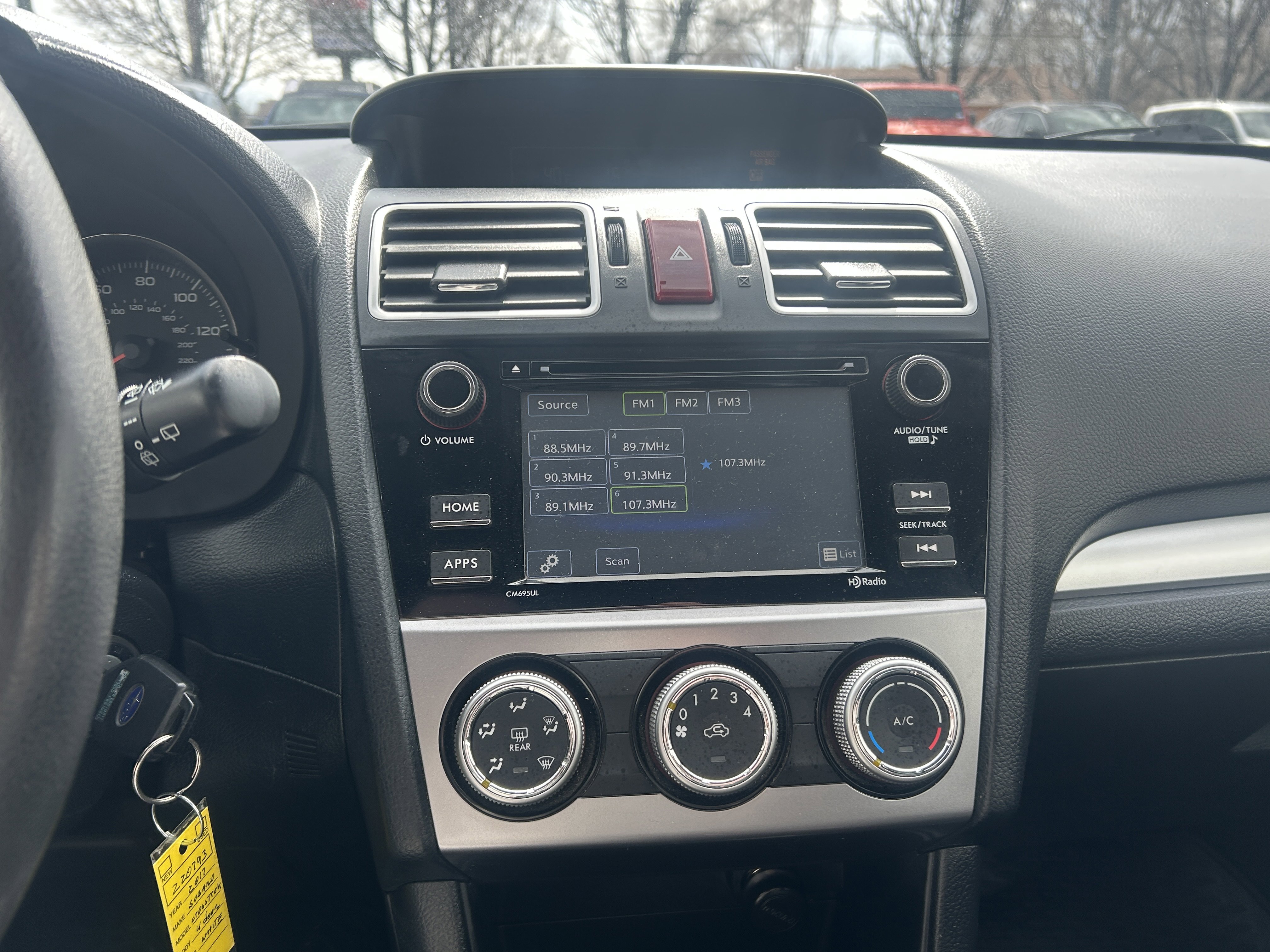 Used 2017 Subaru Crosstrek 2.0i Premium image 16