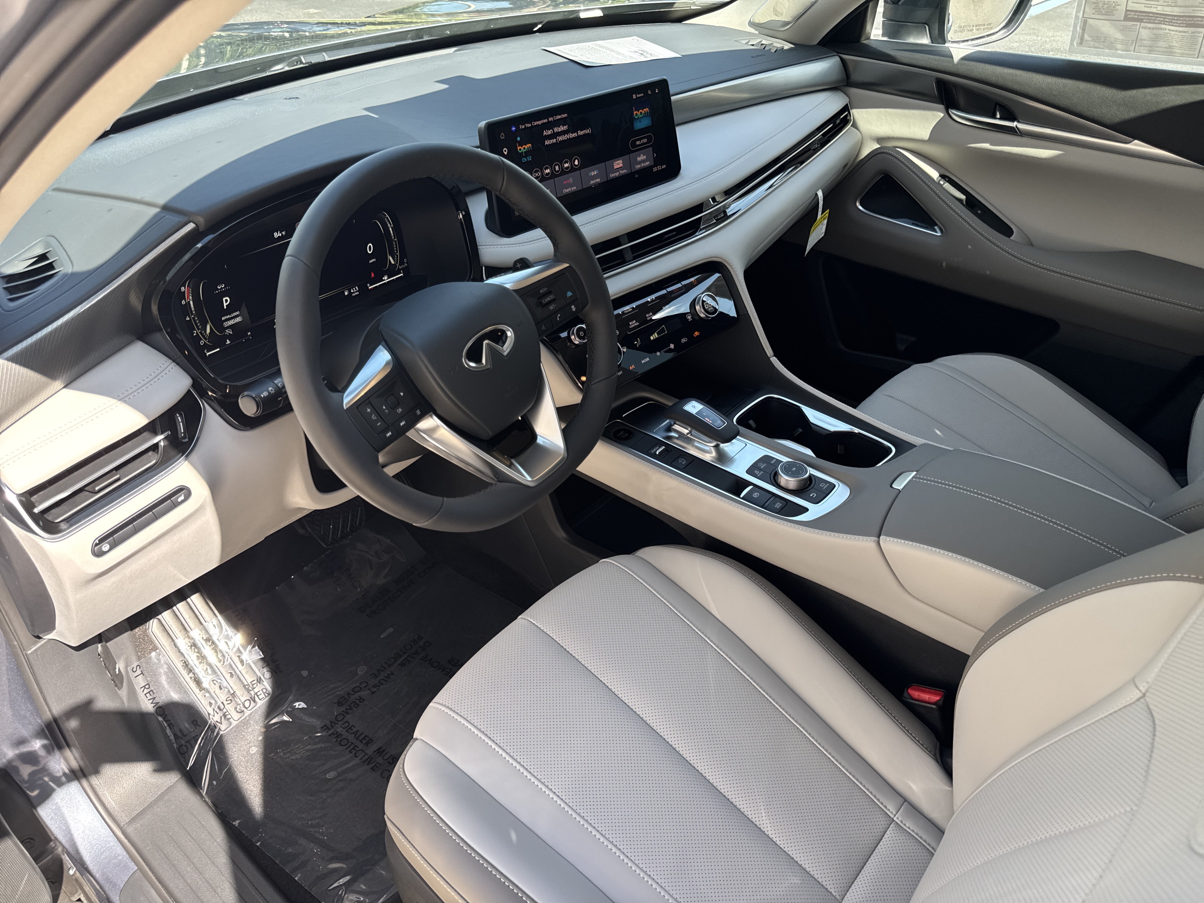 New 2027 INFINITI QX60 Luxe w/ Cargo Package FWD image 16