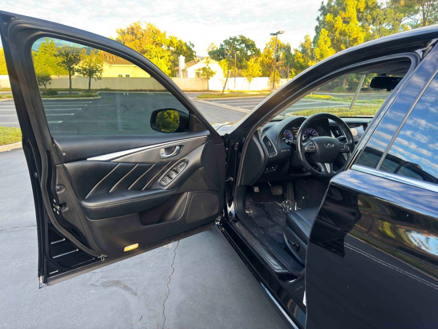 Used 2015 INFINITI Q50 Premium image 14