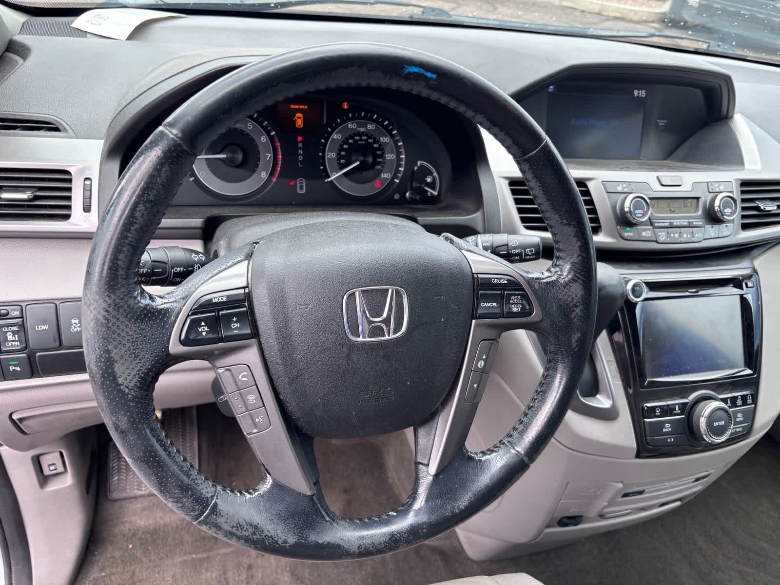 Used 2016 Honda Odyssey Touring Elite image 15