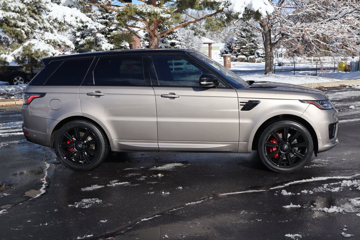 Used 2021 Land Rover Range Rover Sport HSE Dynamic image 3