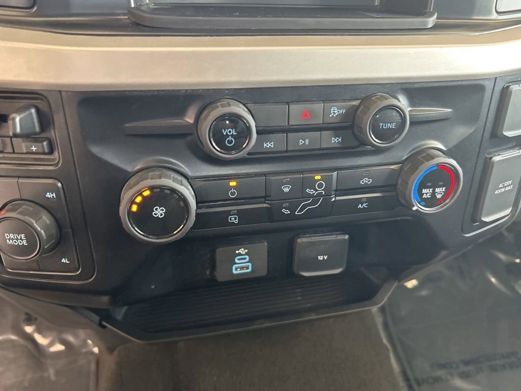 Used 2025 Ford F350 XLT image 46