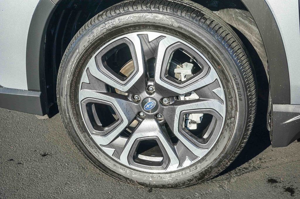 Certified 2024 Subaru Ascent Limited w/ Technology Package image 11