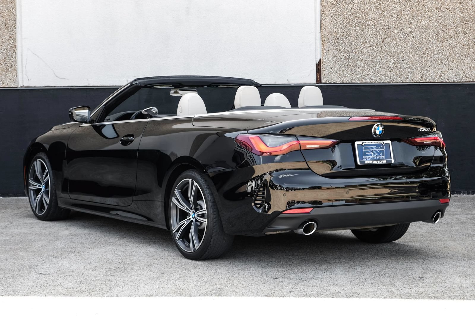 Used 2023 BMW 430i Convertible w/ Premium Package RWD image 14