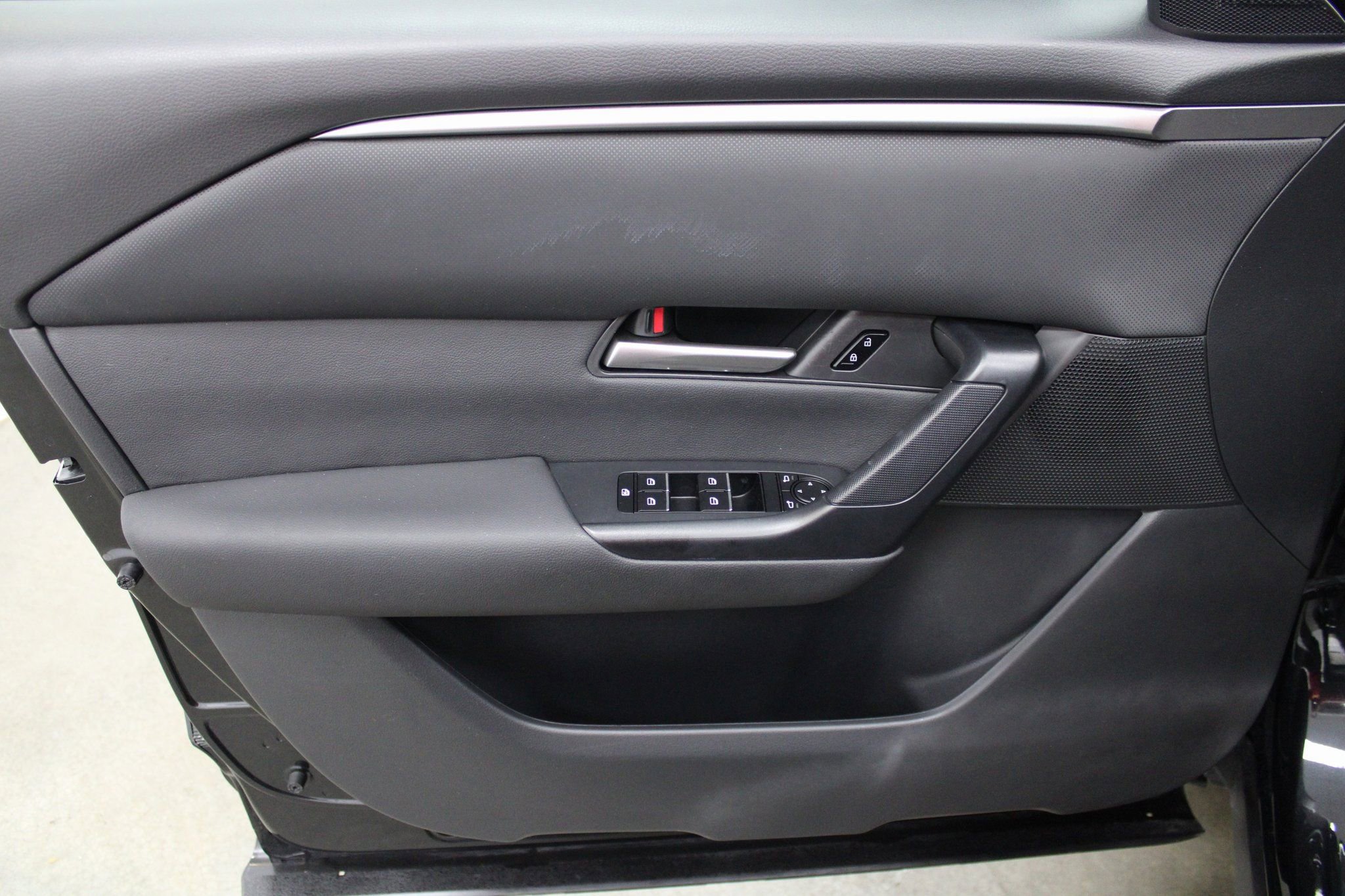 Used 2025 MAZDA CX-50 AWD 2.5 S w/ Preferred Package image 11