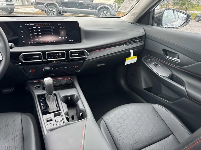 New 2026 Nissan Sentra SR w/ SR Premium Package FWD image 17