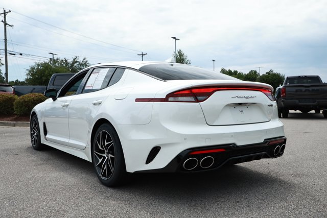 Used 2022 Kia Stinger GT-Line w/ Sun & Sound Package RWD image 8