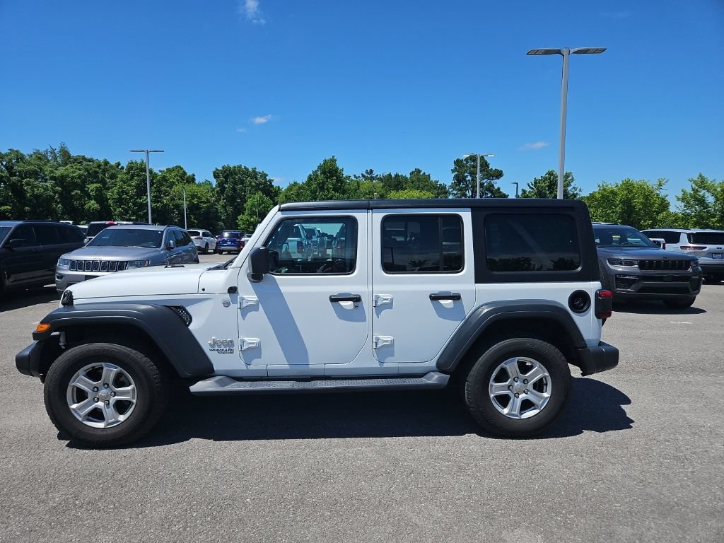 Used 2018 Jeep Wrangler Unlimited Sport S AWD/4WD image 4
