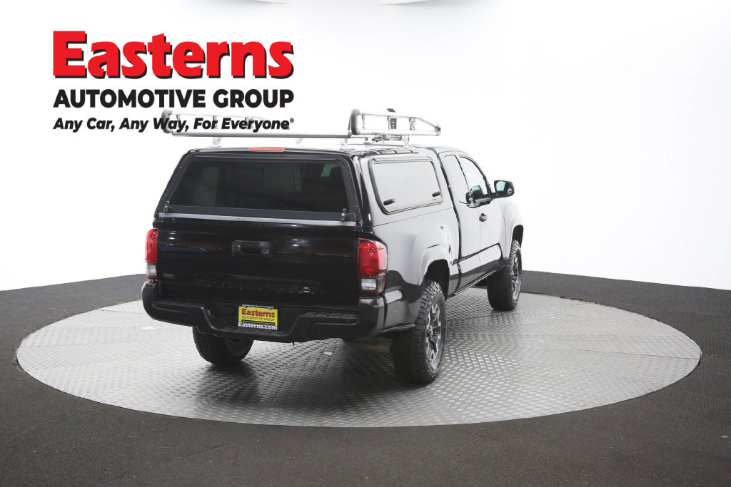 Used 2023 Toyota Tacoma SR AWD/4WD image 41