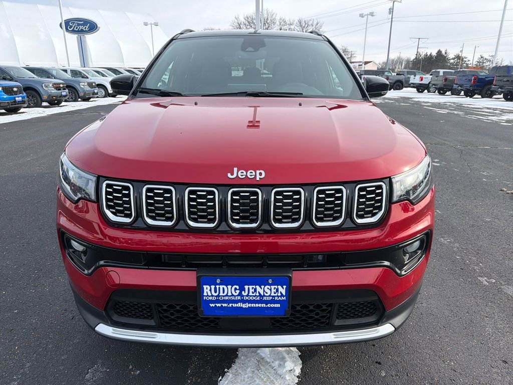 Used 2024 Jeep Compass Limited image 8