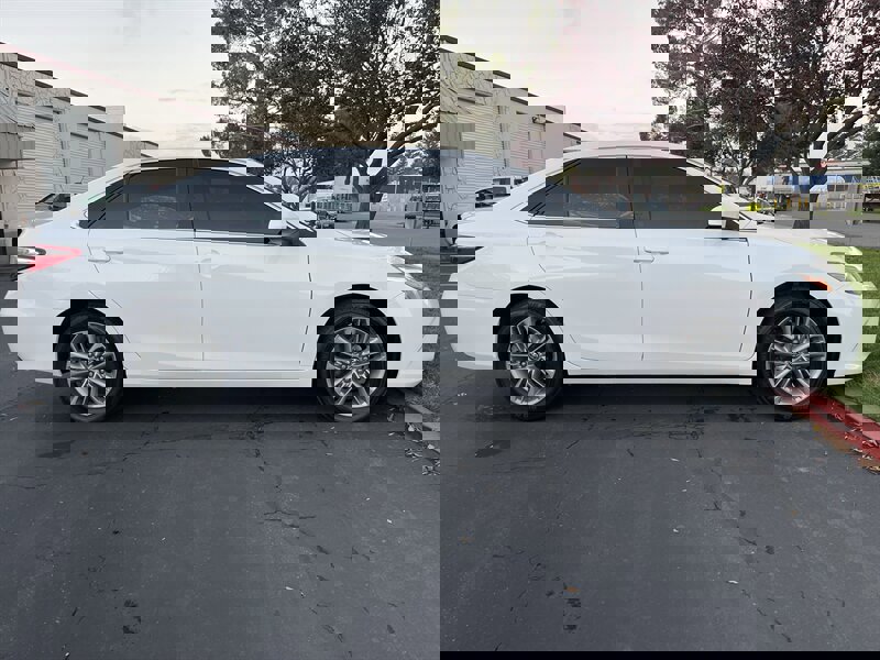 Used 2017 Toyota Camry SE image 14