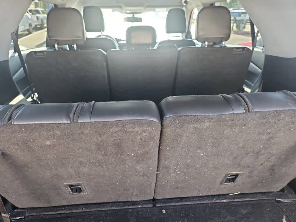 Used 2021 Ford Explorer XLT w/ Equipment Group 202A AWD/4WD image 10