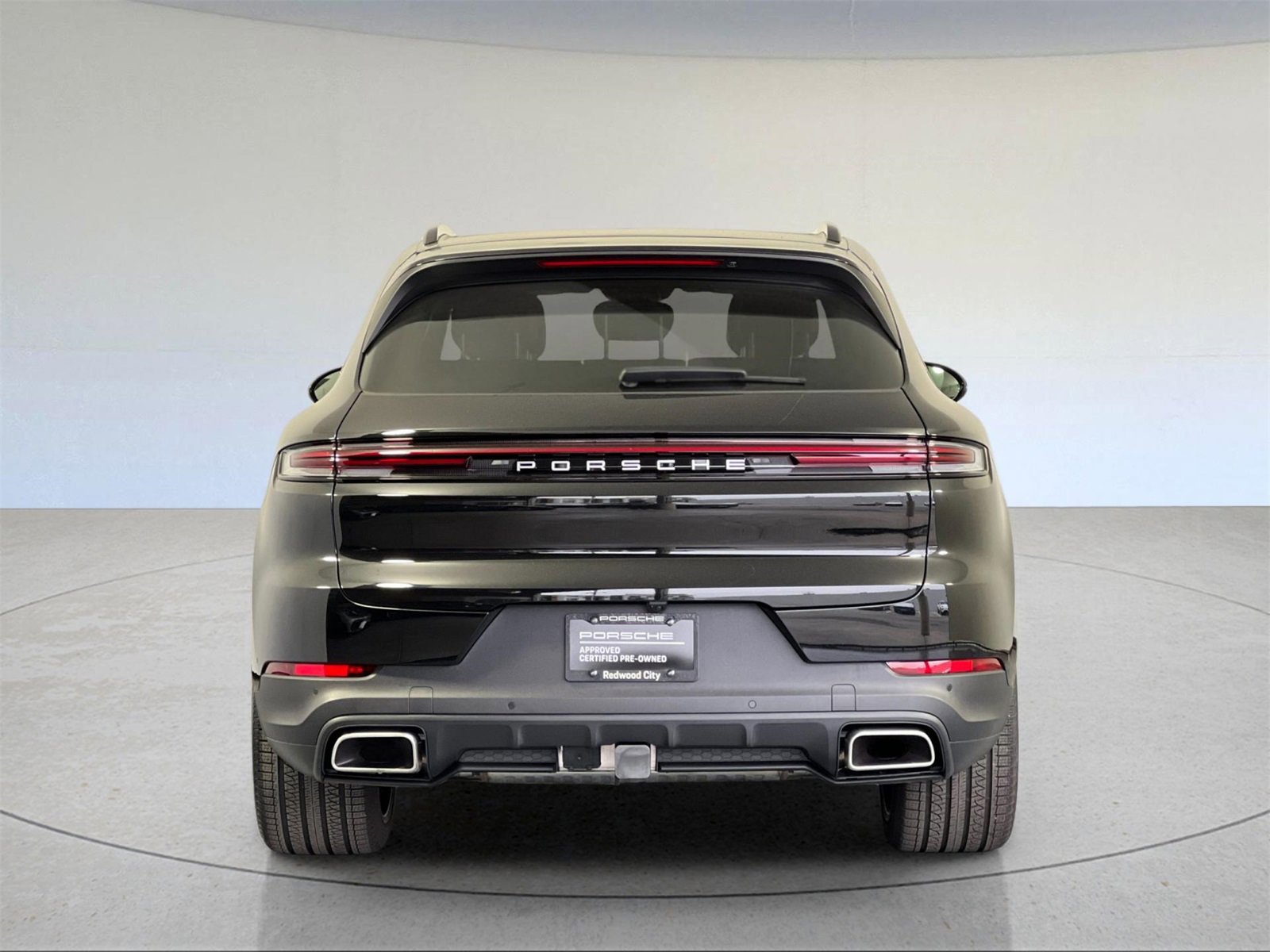 Certified 2025 Porsche Cayenne image 7