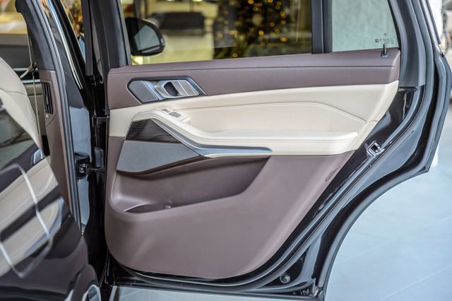 Used 2019 BMW X7 xDrive40i w/ Premium Package image 60