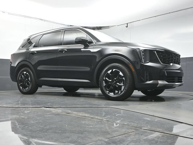 Used 2025 Kia Sorento S w/ Panoramic Sunroof Package FWD image 42