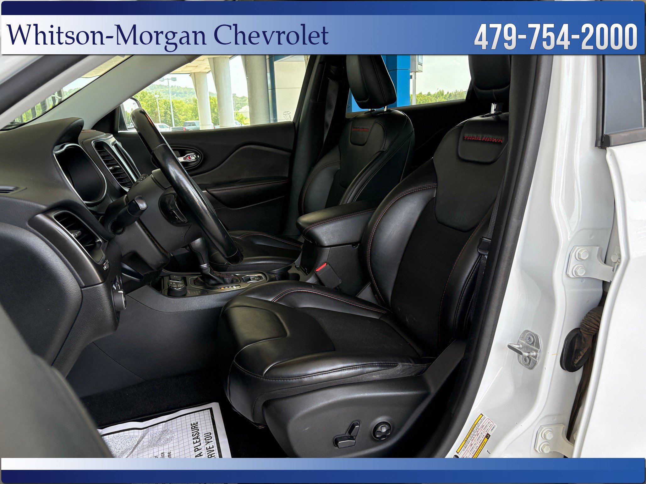 Used 2020 Jeep Cherokee Trailhawk w/ Comfort/Convenience Group AWD/4WD image 9