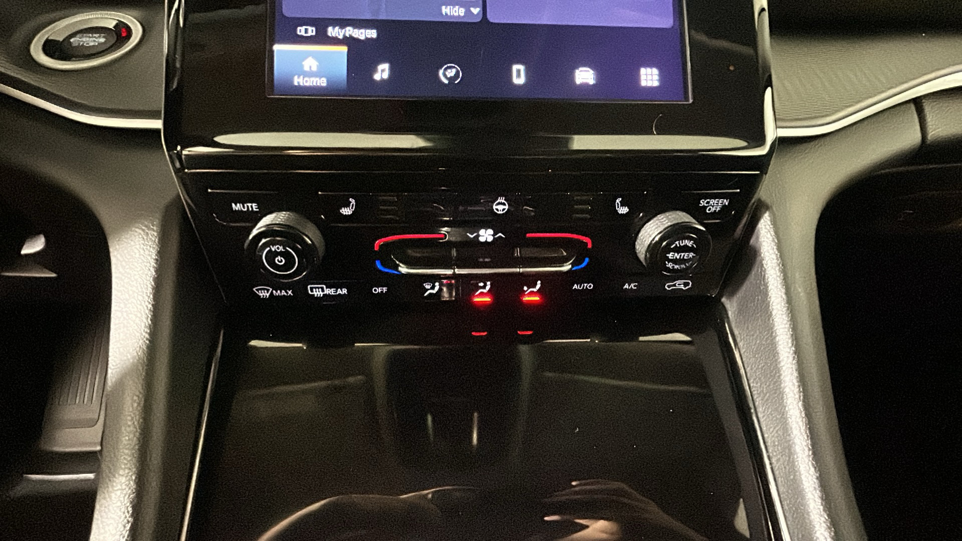 Used 2023 Jeep Grand Cherokee Laredo w/ Luxury Tech Group I AWD/4WD image 27
