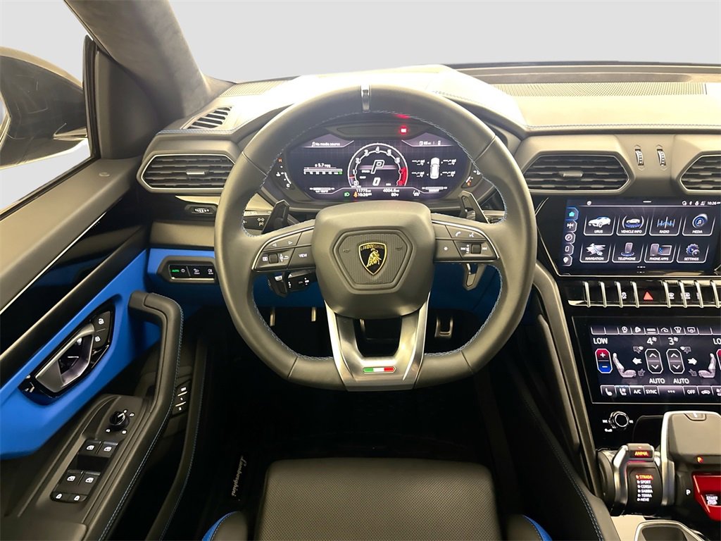 Used 2024 Lamborghini Urus S image 23