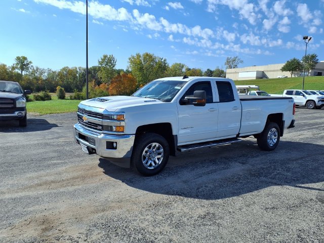 Used 2017 Chevrolet Silverado 2500 LT w/ LT Convenience Package AWD/4WD image 12