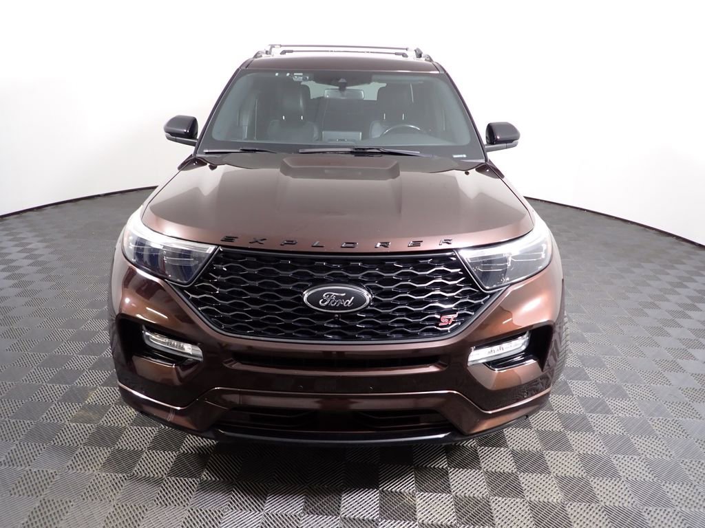 Used 2020 Ford Explorer ST w/ ST Street Pack image 8