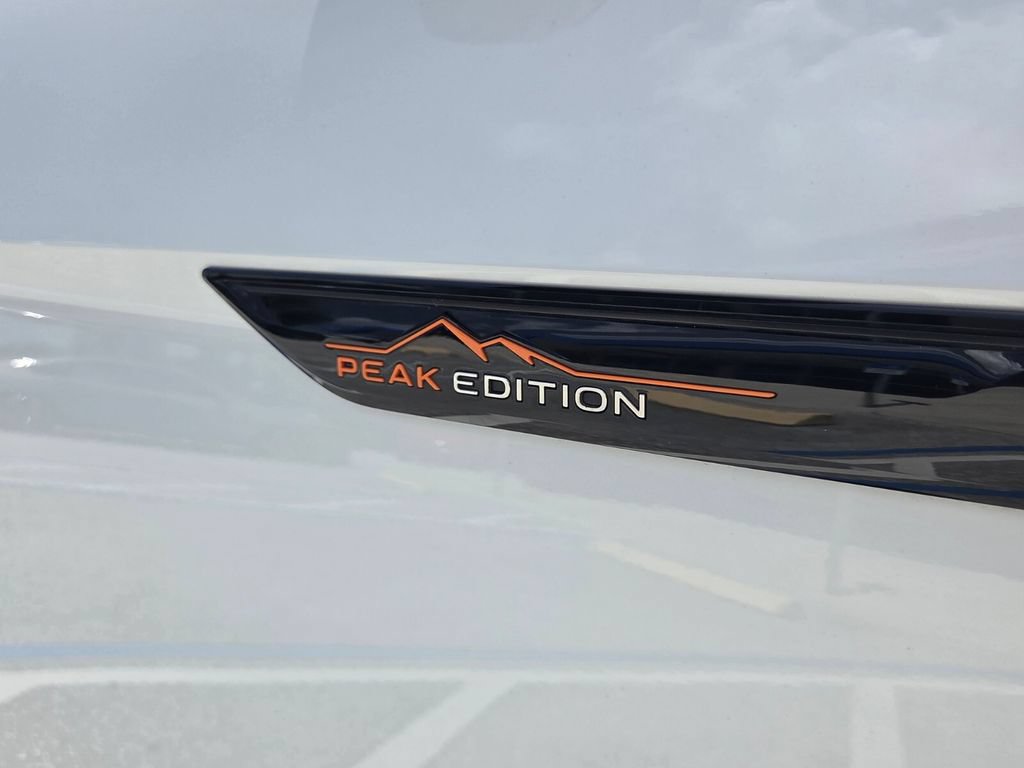 Used 2024 Volkswagen Atlas Peak Edition SEL AWD/4WD image 22