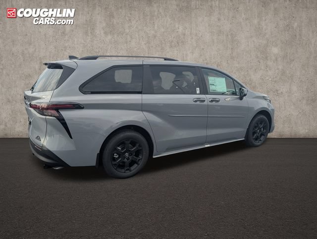 New 2026 Toyota Sienna XLE Woodland Edition AWD/4WD image 9