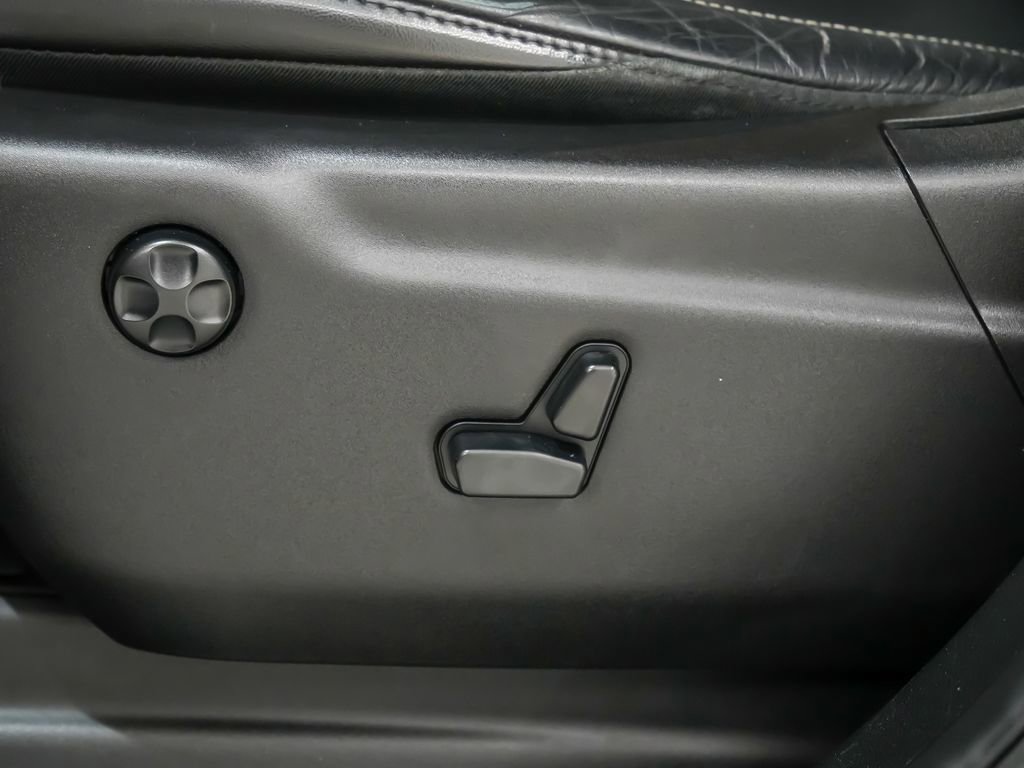 Used 2016 Jeep Grand Cherokee Limited image 22