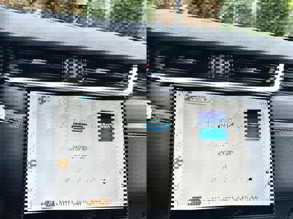 New 2026 Jaguar F-PACE R-Dynamic S image 23