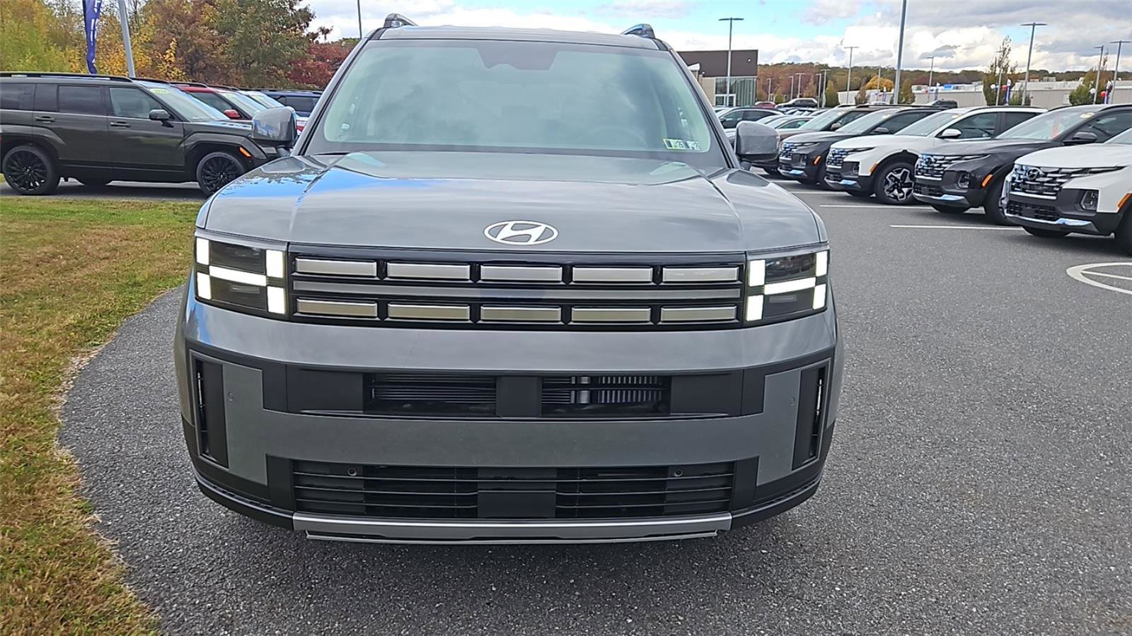 New 2026 Hyundai Santa Fe SEL image 2