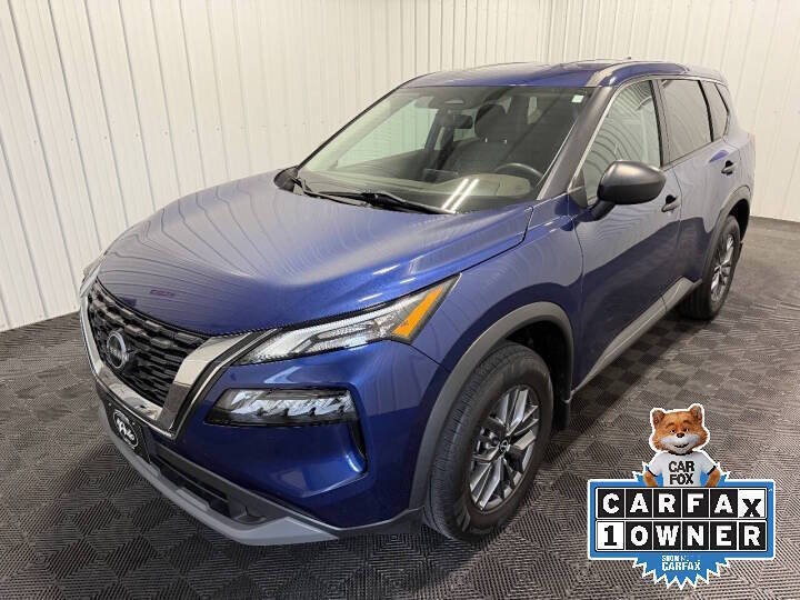 Used 2022 Nissan Rogue S AWD/4WD image 1