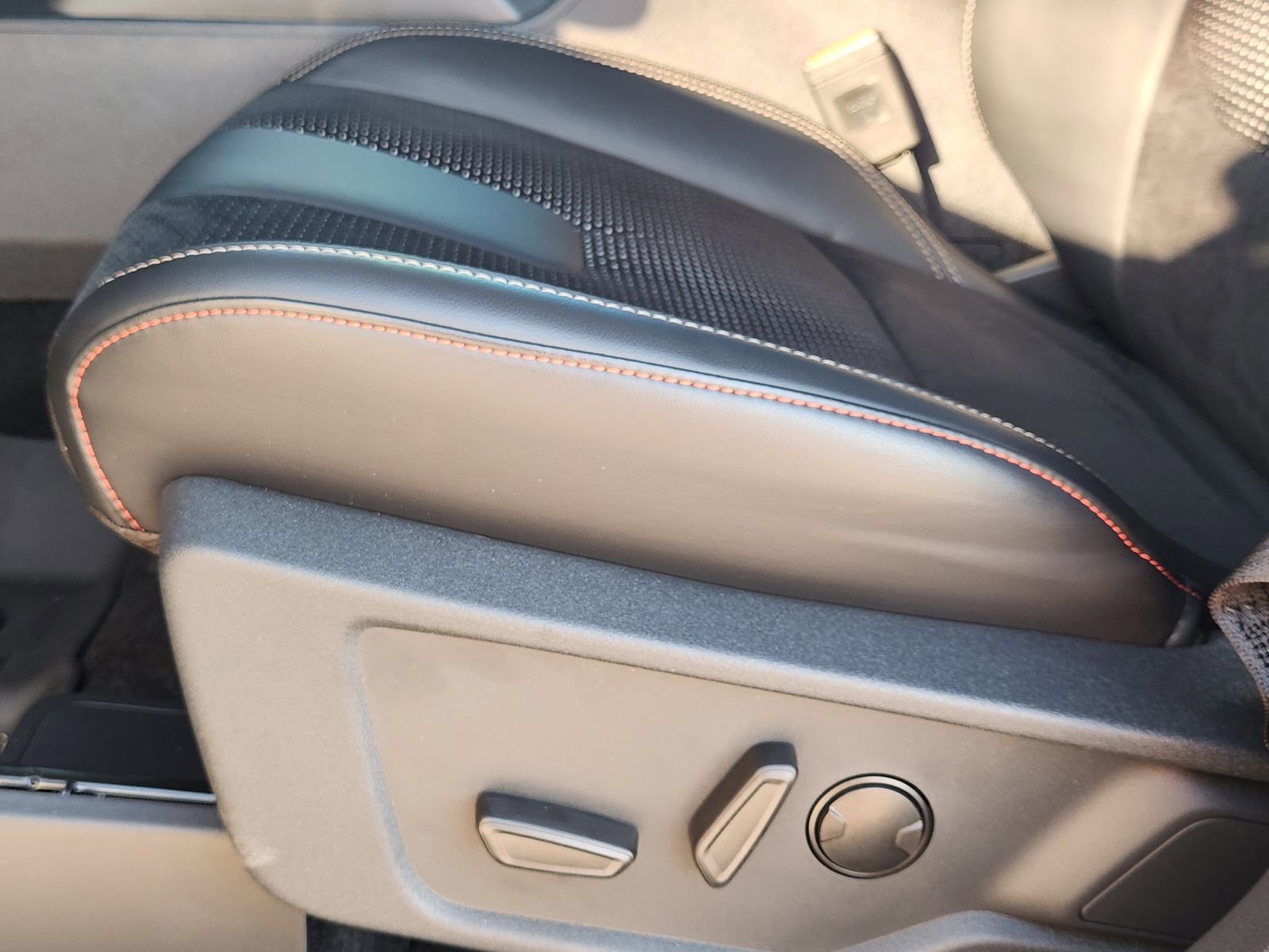 New 2025 Ford Bronco Raptor image 21