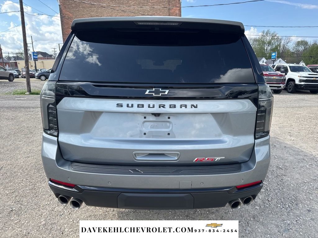 Used 2025 Chevrolet Suburban RST w/ Comfort Package image 4