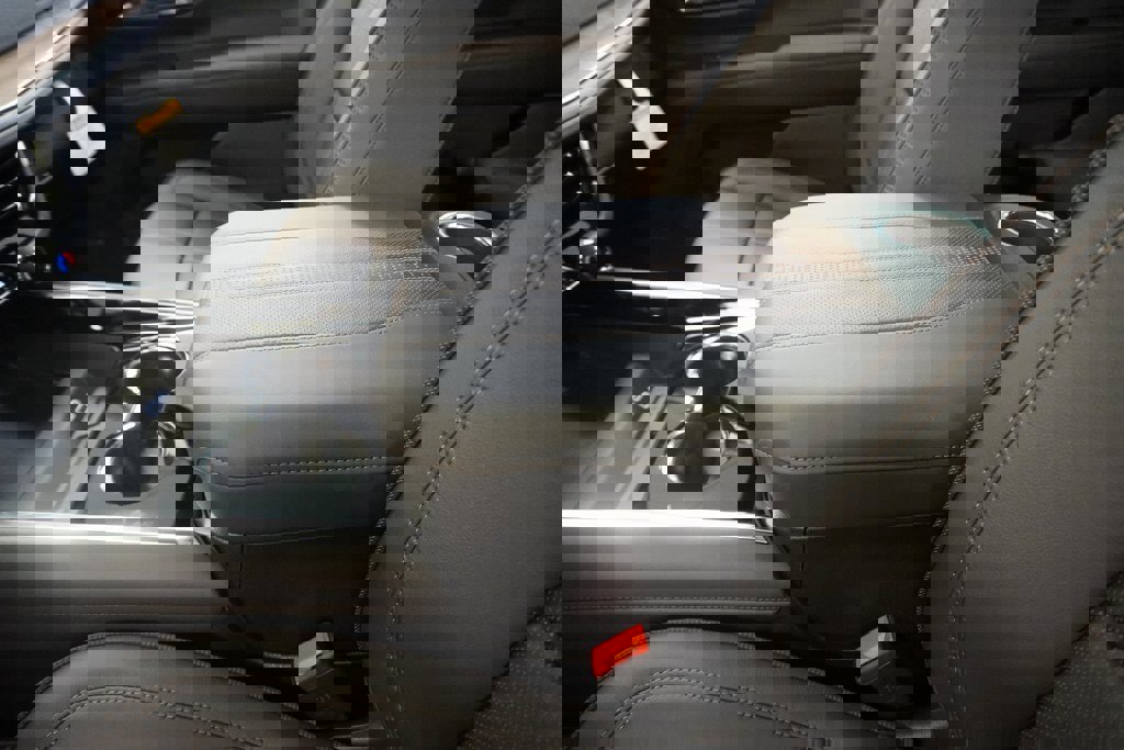 New 2026 Chevrolet Suburban High Country image 24