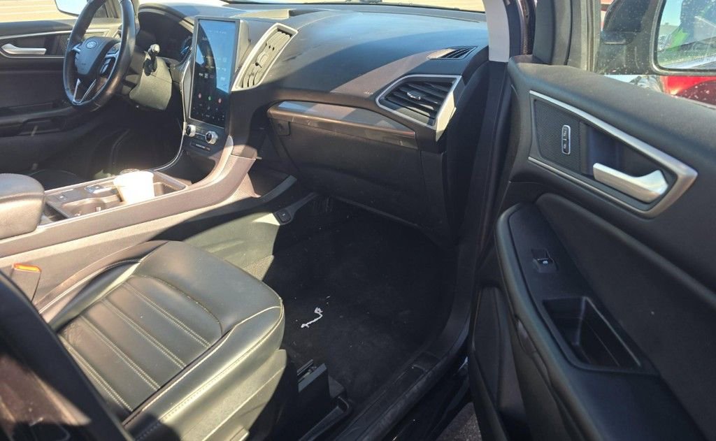 Used 2023 Ford Edge SEL image 6
