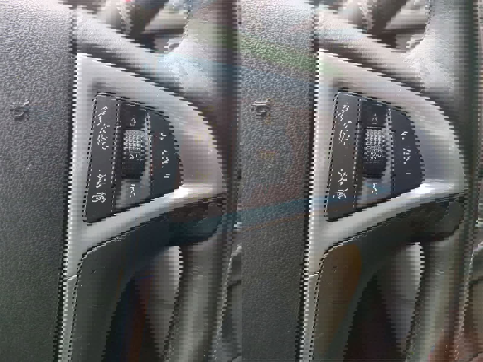 Used 2013 Buick Regal Premium image 24