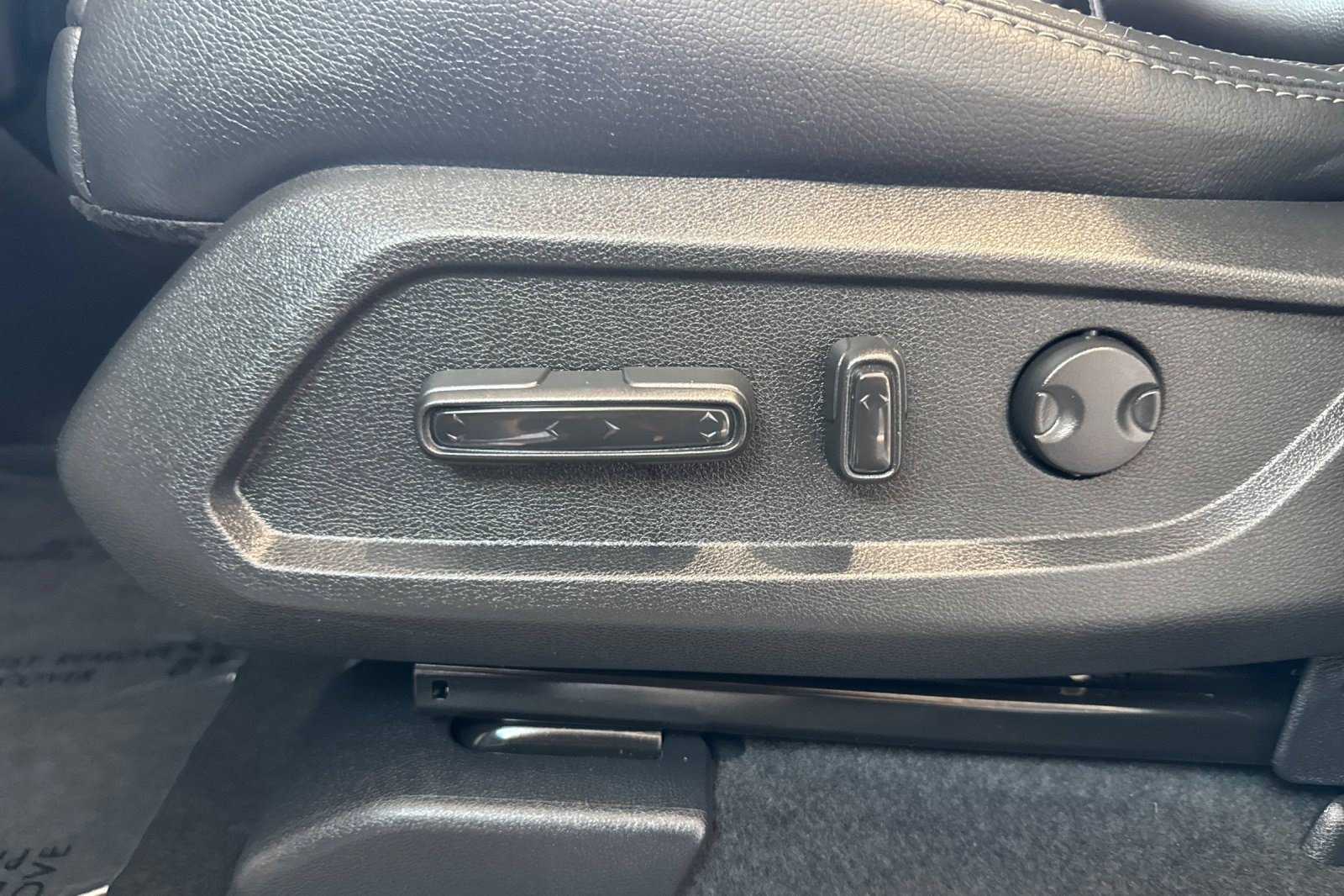 Used 2026 Honda Pilot EX-L image 14