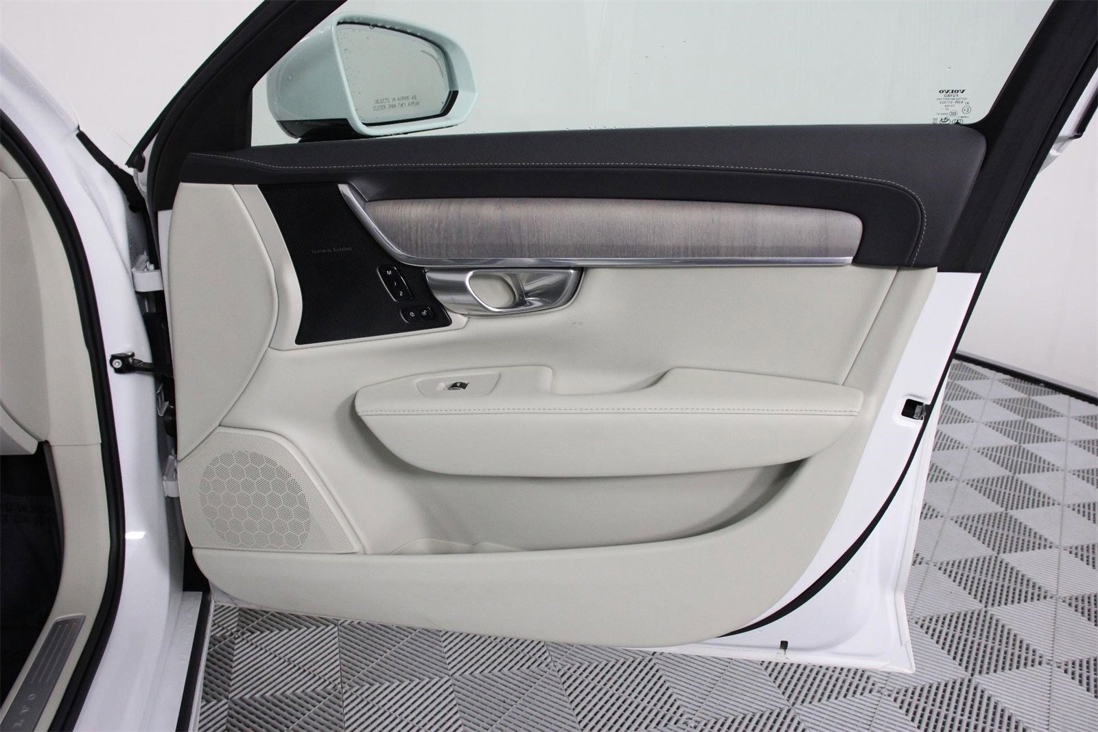 Certified 2023 Volvo S90 B6 Ultimate image 21