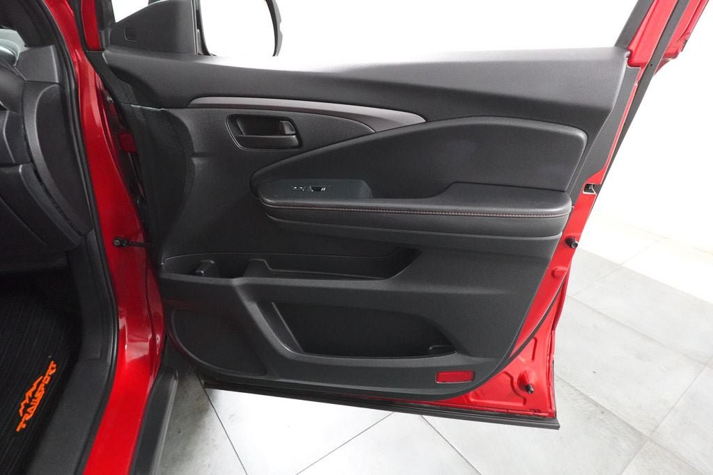 Used 2023 Honda Passport TrailSport image 29