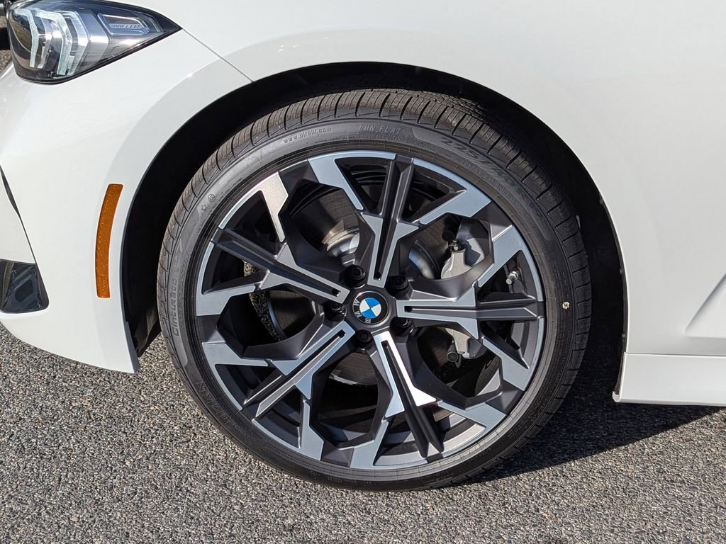 New 2026 BMW 330i xDrive Sedan w/ M Sport Package image 8