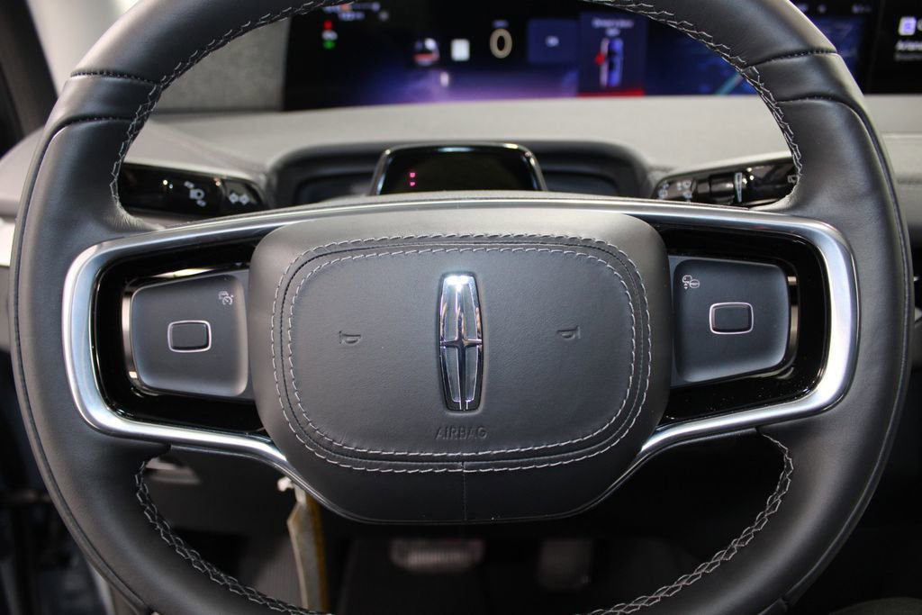 New 2026 Lincoln Navigator Reserve image 40