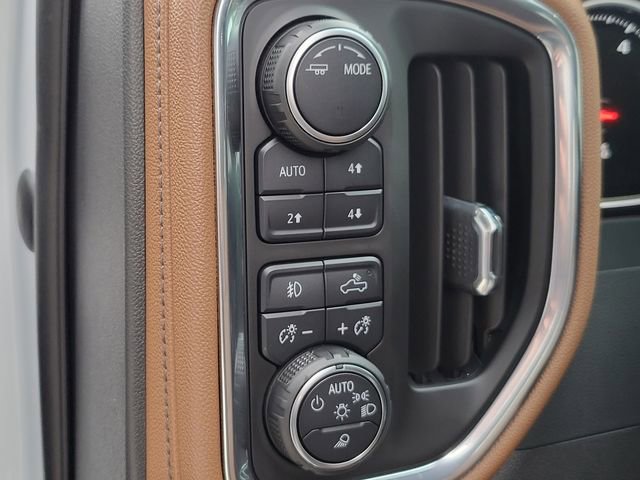 Used 2022 Chevrolet Silverado 1500 High Country w/ Z71 Off-Road Package image 25