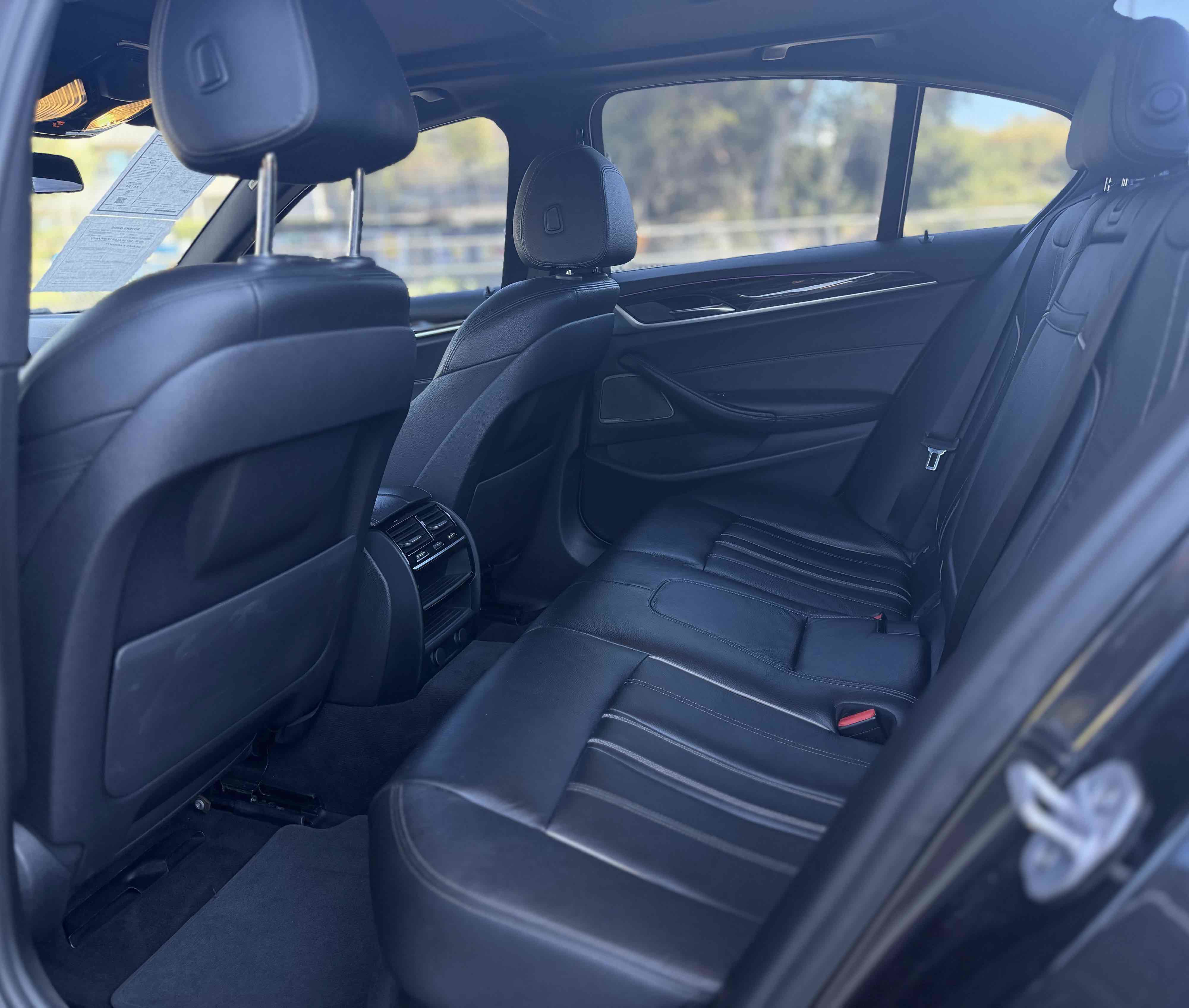 Used 2017 BMW 530i RWD image 22