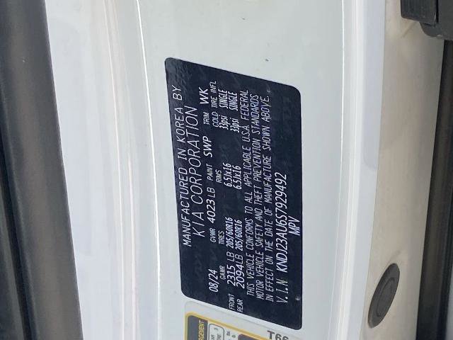 Used 2025 Kia Soul LX w/ LX Technology Package image 28