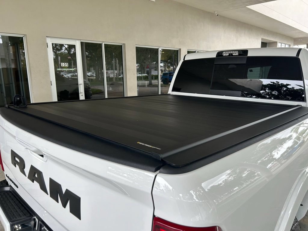 Used 2025 RAM 2500 Limited AWD/4WD image 39
