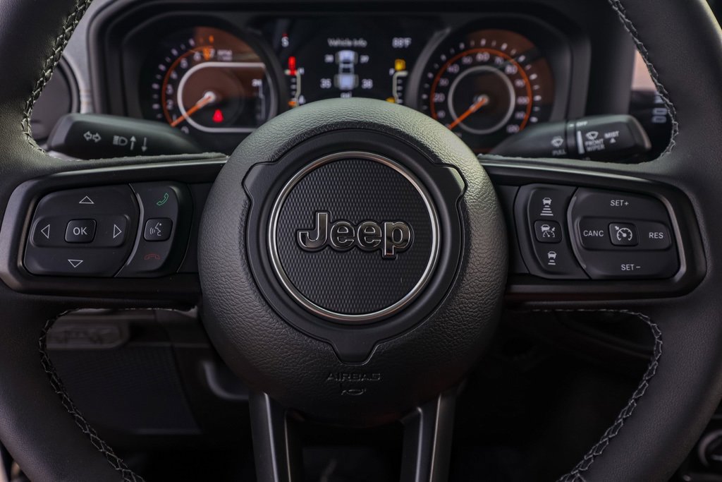 New 2025 Jeep Gladiator Willys image 24