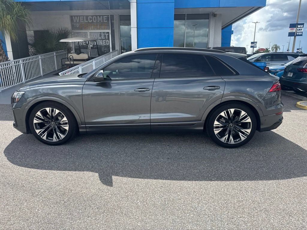 Used 2025 Audi Q8 Prestige AWD/4WD image 8